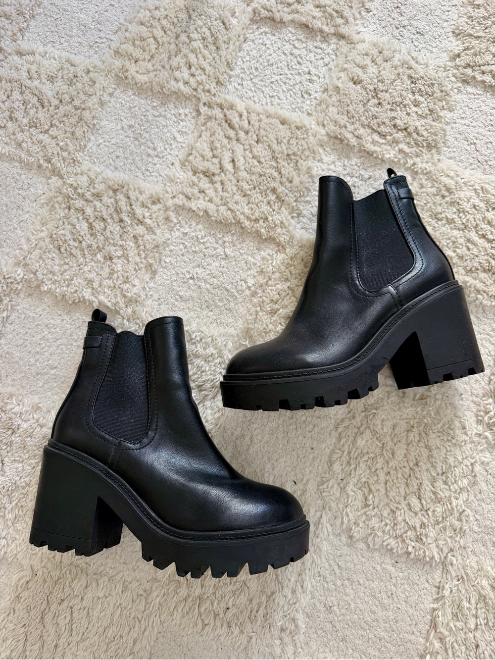 Urban Outfitters Black Chunky Platform Lug Sole Chelsea Leather Booties